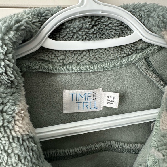 S Time and Tru Jacket - Picture 3 of 4